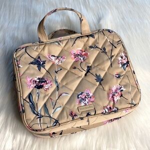 Vera Bradley Performance Twill Zip Hanging Organizer